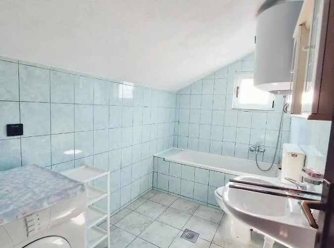 Milla 1 * 特罗吉尔